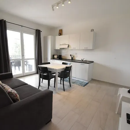Apartman Affittimoderni - Mada21 *